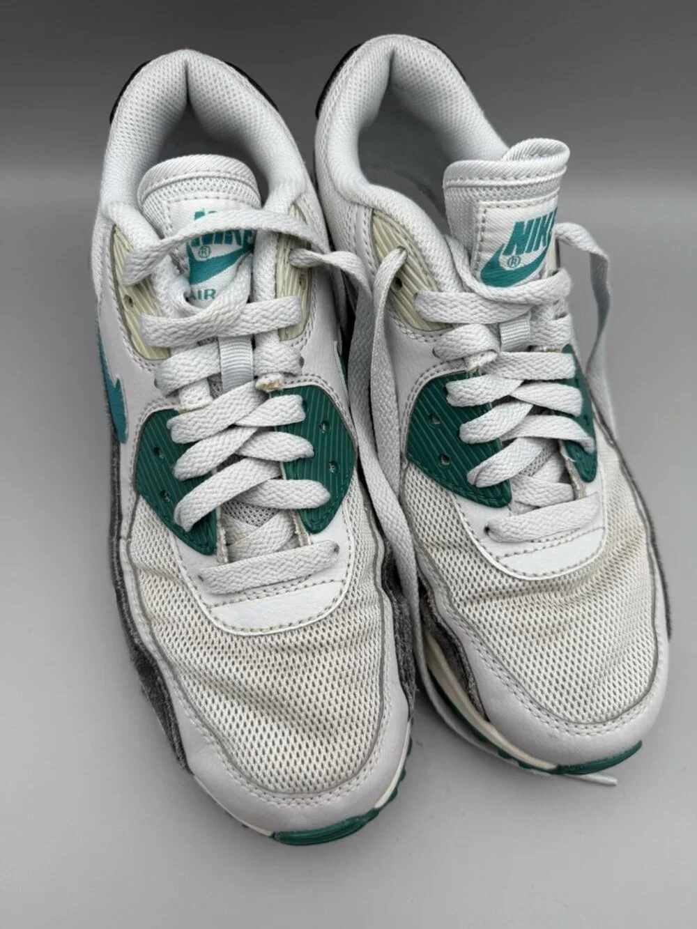 NIKE Air Max 90 Essential Emerald 616730-017 Size 7.5 US Sneakers